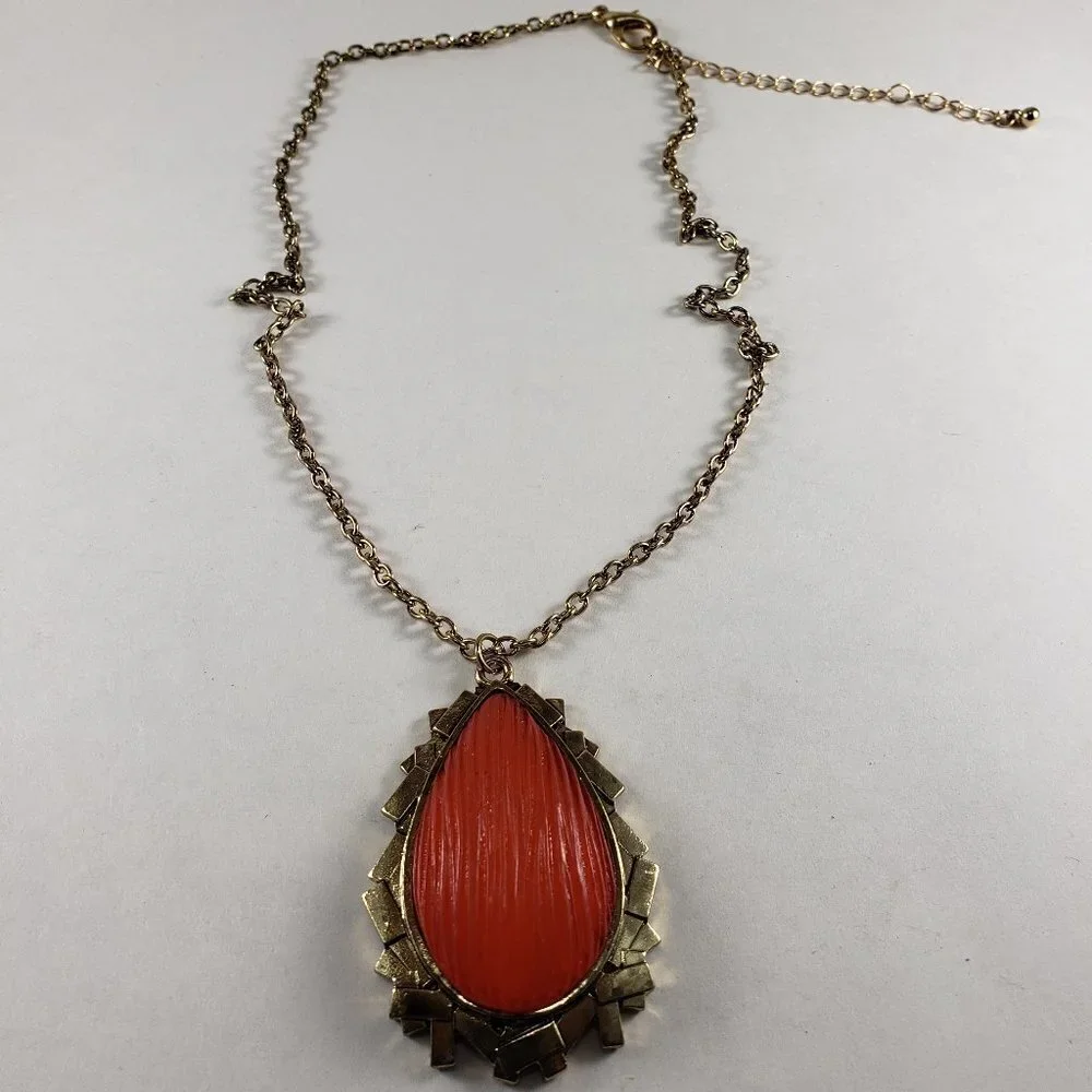 Red Teardrop Necklace & Earrings Set – Gold Statement Pendant Jewelry for Women